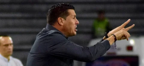 Juan Cruz Real - Técnico argentino - VizzorImage / Juan Torres