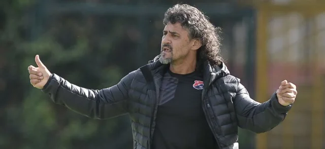 Leonel Álvarez, cerca de volver al FPC | Foto: VizzorImage / Gabriel Aponte