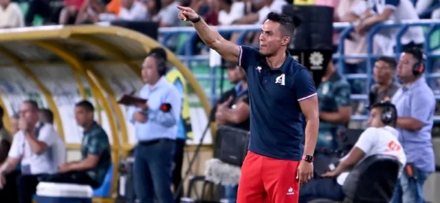 Lucas González, inconforme en América | Foto: VizzorImage / Andres Felipe Lopez