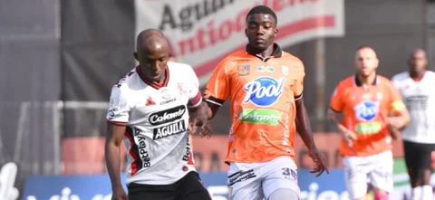 Luis Alejandro Paz y Luis Ángel Díaz - VizzorImage / Luis Benavides