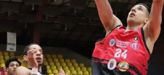 Motilones venció a Piratas en un disputado partido / Foto: @DPB_Colombia