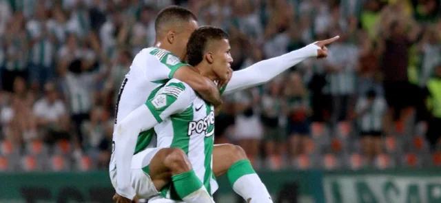 Nacional quiere hacer fiesta en el Atanasio | Foto: VizzorImage / Paulina Betancur