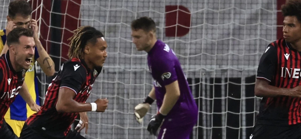 Gol de Alexis Beka Beka con Niza en Francia - AFP