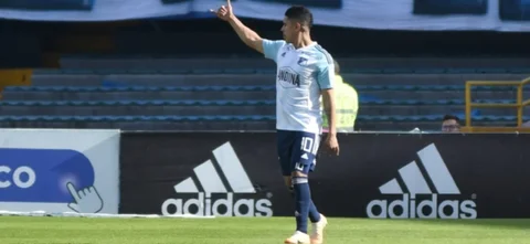 Millonarios con Cataño buscó el primer gol. / Foto: Vizzorimage.