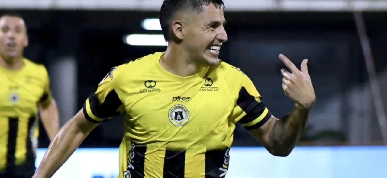 Sebastián Acosta - Delantero de Alianza Petrolera - VizzorImage / Jose David Martinez