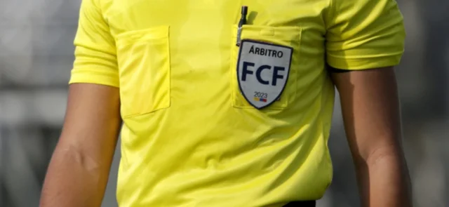 Juez central de la Federación Colombiana de Fútbol - VizzorImage