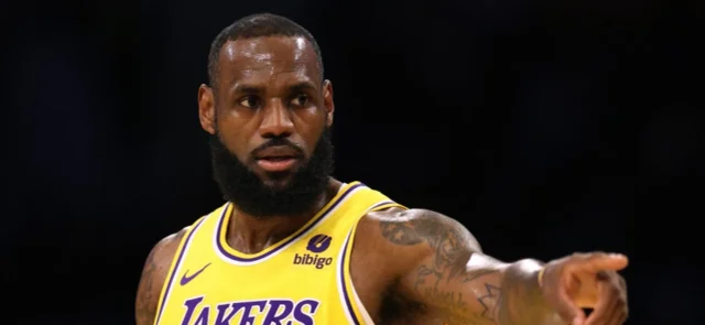 LeBron James, superestrella de Los Lakers - AFP