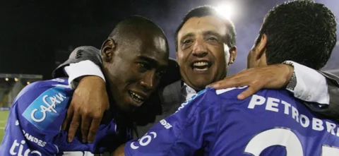 Mario Vanemerak como entrenador - Foto: AFP