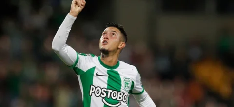 11.146 hinchas asistieron esta noche a acompañar al 'rey de copas' - VizzorImage / Jaime Jaramillo