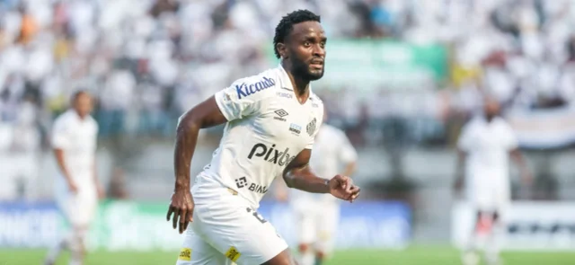 Stiven Mendoza - Foto: @AFP