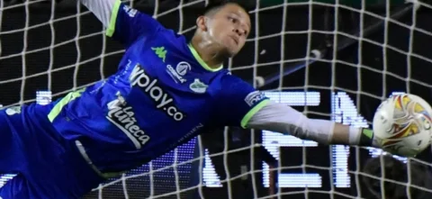 Alejandro Rodríguez - Arquero titular de Deportivo Cali - VizzorImage / Gabriel Aponte
