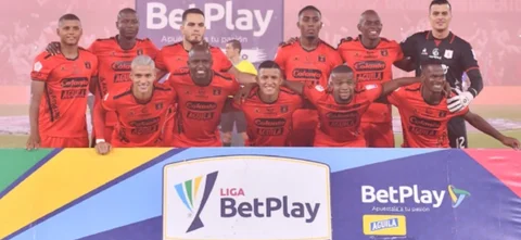 Soto evitó el primer gol de Huila. / Foto: Vizzorimage.