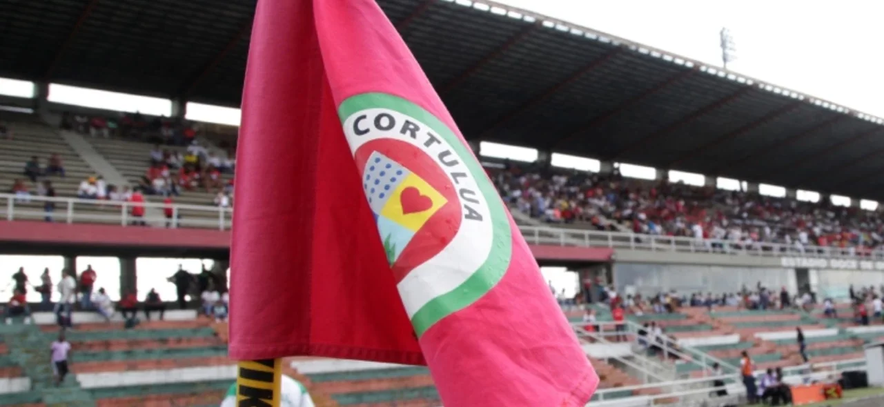 Cortuluá derrotó 2-0 a Atlético Nacional y se clasifica a las semifinales - VizzorImage Bandera de Cortuluá - VizzorImage