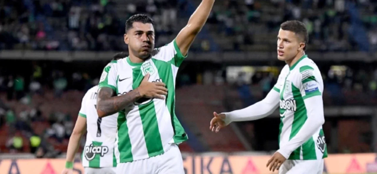 Jefferson Duque no pudo rematar al arco. / Foto: Vizzorimage.