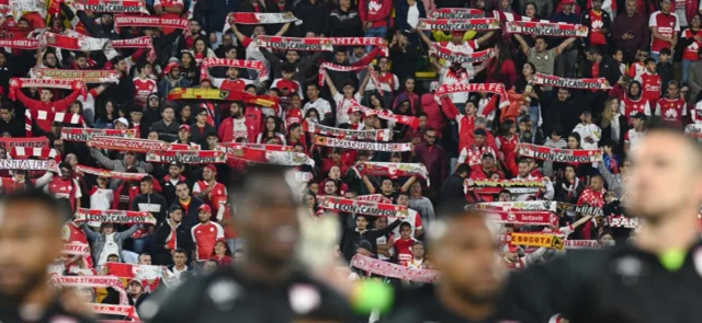Hinchada de Independiente Santa Fe - VizzorImage / Samuel Norato