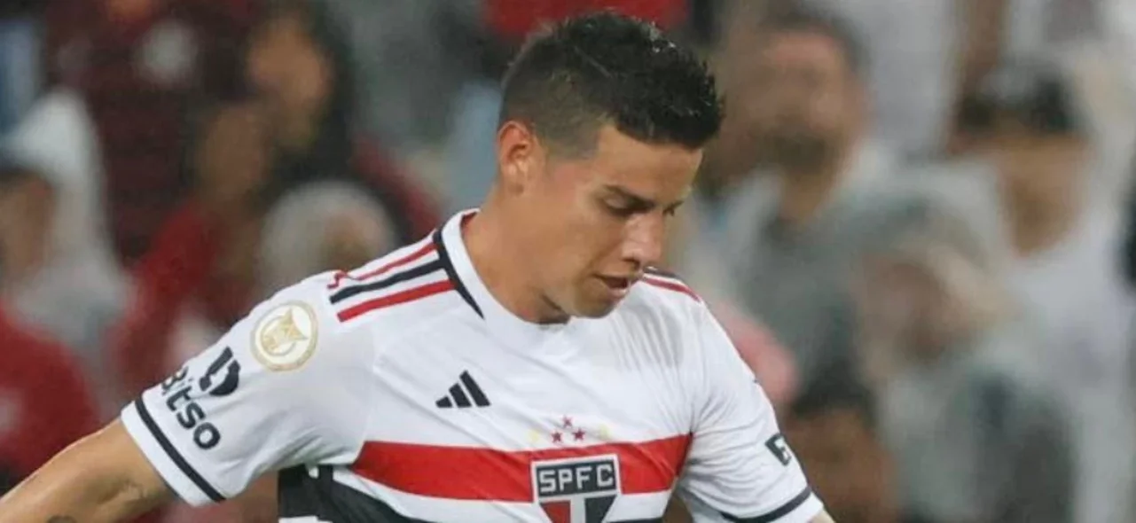 James Rodríguez jugando con la camiseta de Sao Paulo - X: SaoPauloFC