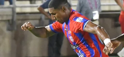 Juan Camilo Angulo - Defensor de Unión Magdalena - VizzorImage / Miguel Vermiere