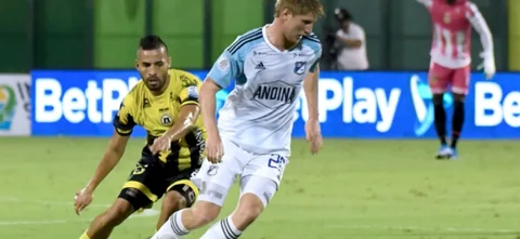 Alianza Petrolera descontó al 90+2 con Edwin Torres - VizzorImage / Jose David Martinez