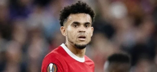 La FIFA no fue ajena al difícil momento que pasa Luis Díaz / AFP