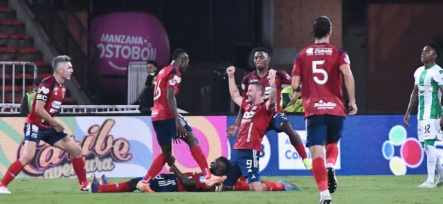 Baja sensible para Medellín | Foto: VizzorImage / Luis Benavides