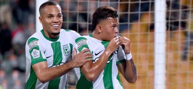 Nacional recibió un grato reconocimiento | Foto: VizzorImage / Luis Benavides