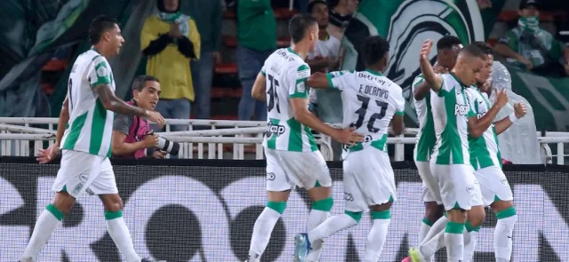 El súper dato que ilusiona a Nacional con remontarle a Pereira | Foto: VizzorImage / Jaime Jaramillo