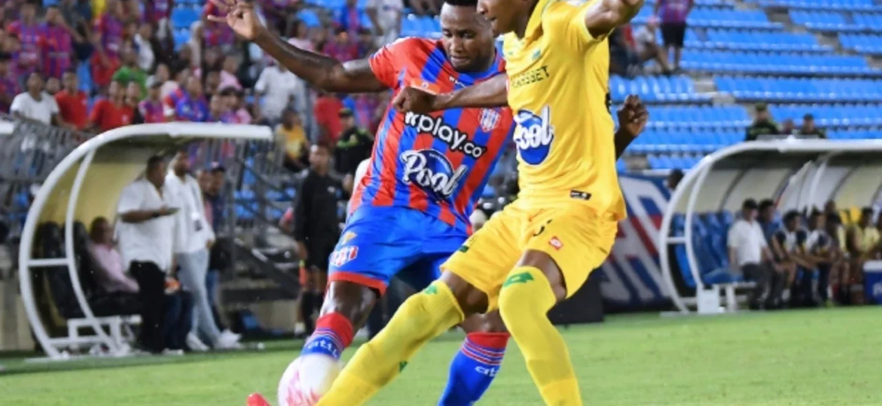 Mira esta acción que tuvo un jugador de Unión. / Foto: Vizzorimage.