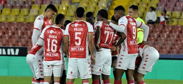 Santa Fe anunció su nuevo DT | Foto: VizzorImage / Luis Ramirez