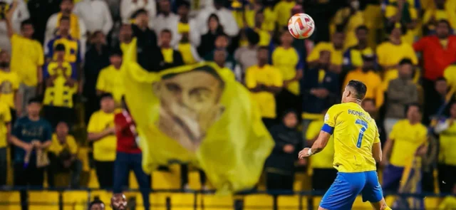 Cristiano Ronaldo - Foto - @AlNassrFC_EN ·