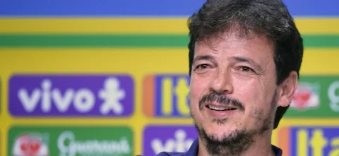 Técnico de Brasil se confiesa sobre partido contra Colombia. / Foto: AFP.
