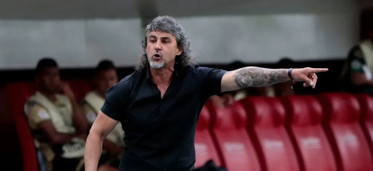 Leonel Álvarez. Foto: VizzorImage / Andrés Álvarez