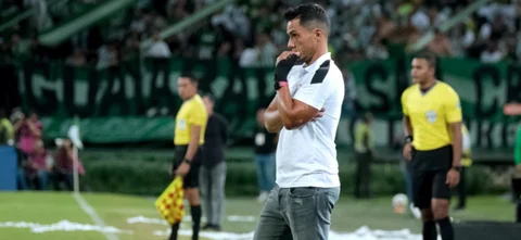 Lucas González, técnico del América - VizzorImage / Juan Jose Horta