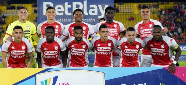 ¡Un nuevo dolor de cabeza! Santa Fe deberá pagar multa al TAS. / Foto: Vizzorimage.