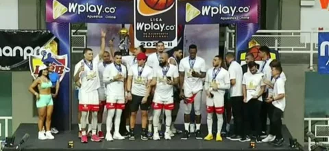 Titanes superó a Cafeteros y es campeón.