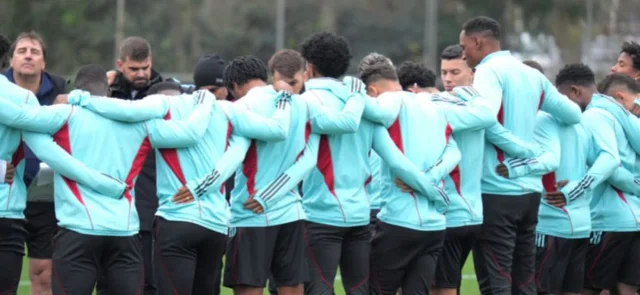 Colombia busca tomar provecho de las bajas de Brasil / AFP