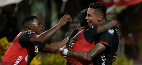 Cúcuta ganó por la mínima diferencia a Fortaleza. / Foto: Vizzorimage.