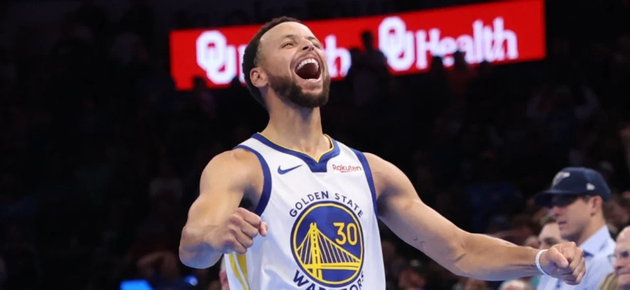 Stephen Curry, máximo ídolo de los Warriors - AFP