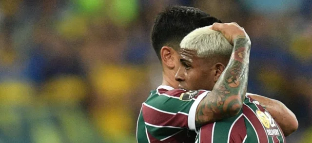 Germán Cano celebra con Kennedy en la final de Libertadores 2023 - AFP