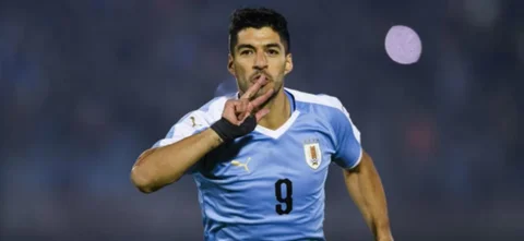 Luis Suárez, convocado por primera vez en la era Bielsa / AFP