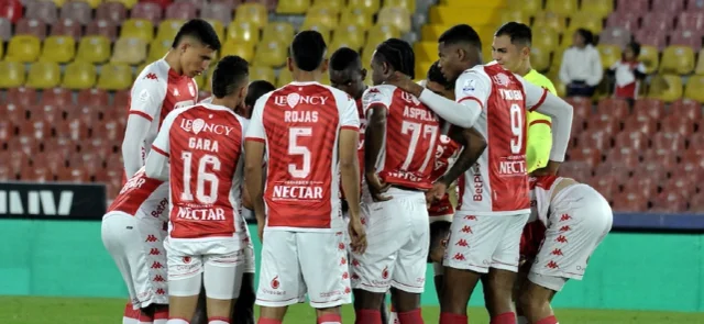 Listo el nombre del que sería el primer refuerzo de Santa Fe | Foto: VizzorImage / Luis Ramirez