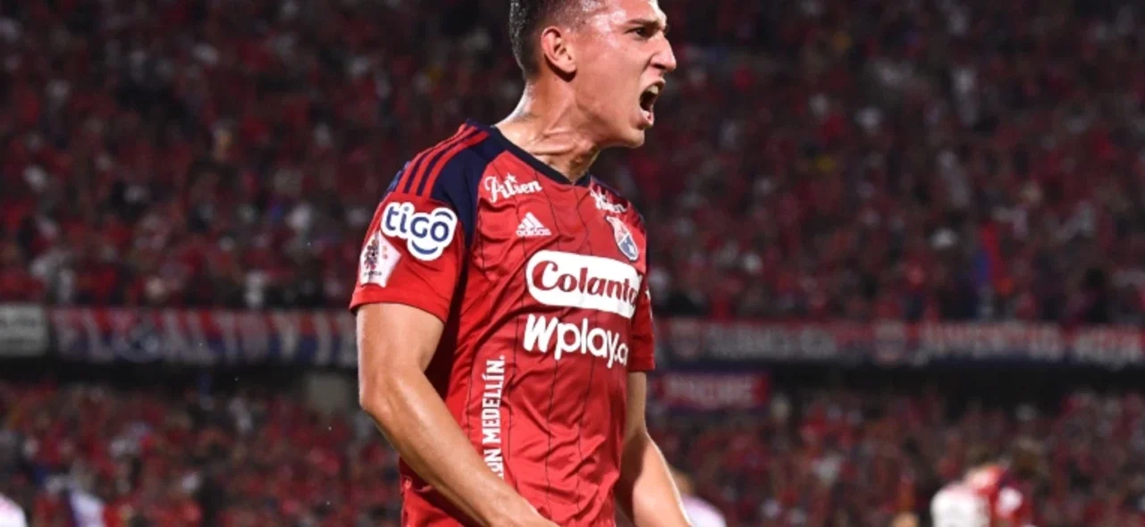 Triunfo de Medellín 2-1 sobre América -VizzorImage / Luis Benavides