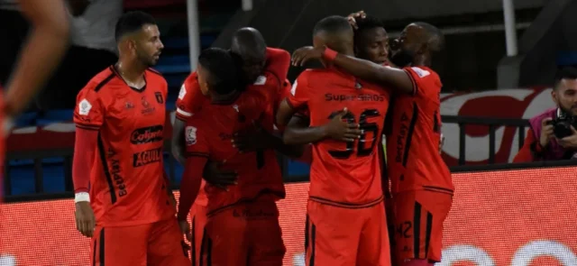 América tendría listo su primer refuerzo | Foto: VizzorImage / Oswaldo Paez