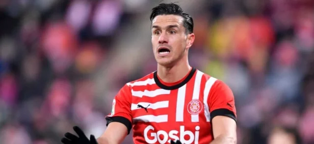 Bernardo Espinosa confesó de qué equipo es hincha / AFP