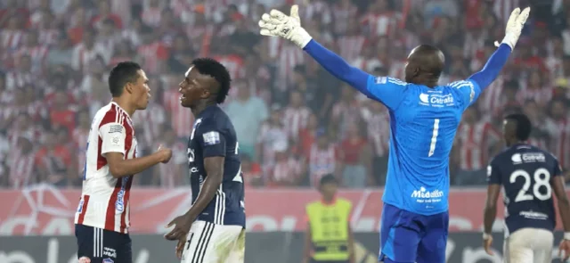 ¡A celebrar! Mira los goles de Medellín y Junior para llegar a la Final. / Foto: Vizzorimage.
