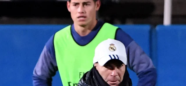 Zinedine Zidane dirigió a James Rodríguez cerca de tres temporadas - AFP
