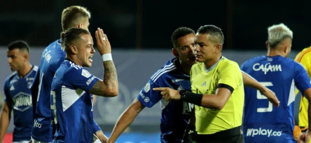 Esta es la multa que pagará Millonarios por sus 10 amarillas | Foto: VizzorImage / Paulina Betancur