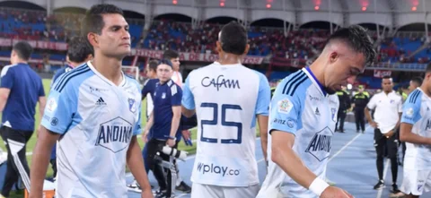 David Mackalister Silva y Fernando Uribe en derrota de Millonarios - VizzorImage / Gabriel Aponte