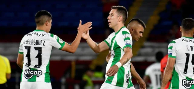 Nacional tendría en la mira a 2 jugadores | Foto: VizzorImage / Oswaldo Paez