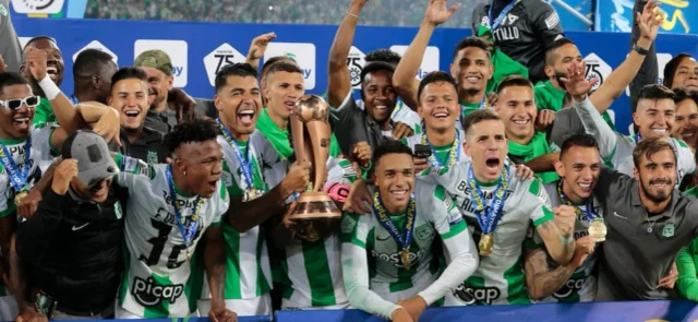 ¡Cuentas en mano! Nacional y el milagrito 'millonario' para ir a Libertadores. / Foto: Vizzorimage.