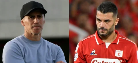 Pablo Peirano frente a Iago Falque - Fotos de Santa Fe y VizzorImage